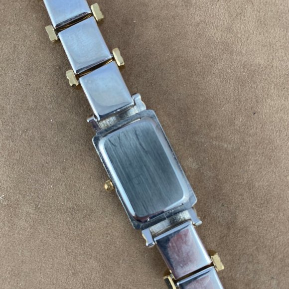 NEIMAN MARCUS 2 Tone Quartz Ladies Watch 7 inch - Picture 7 of 8